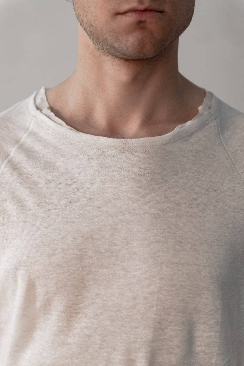 eigensinnig wien | Aristoteles | Sommerpullover aus Leinen mit speziellen Detailnähten in weiß