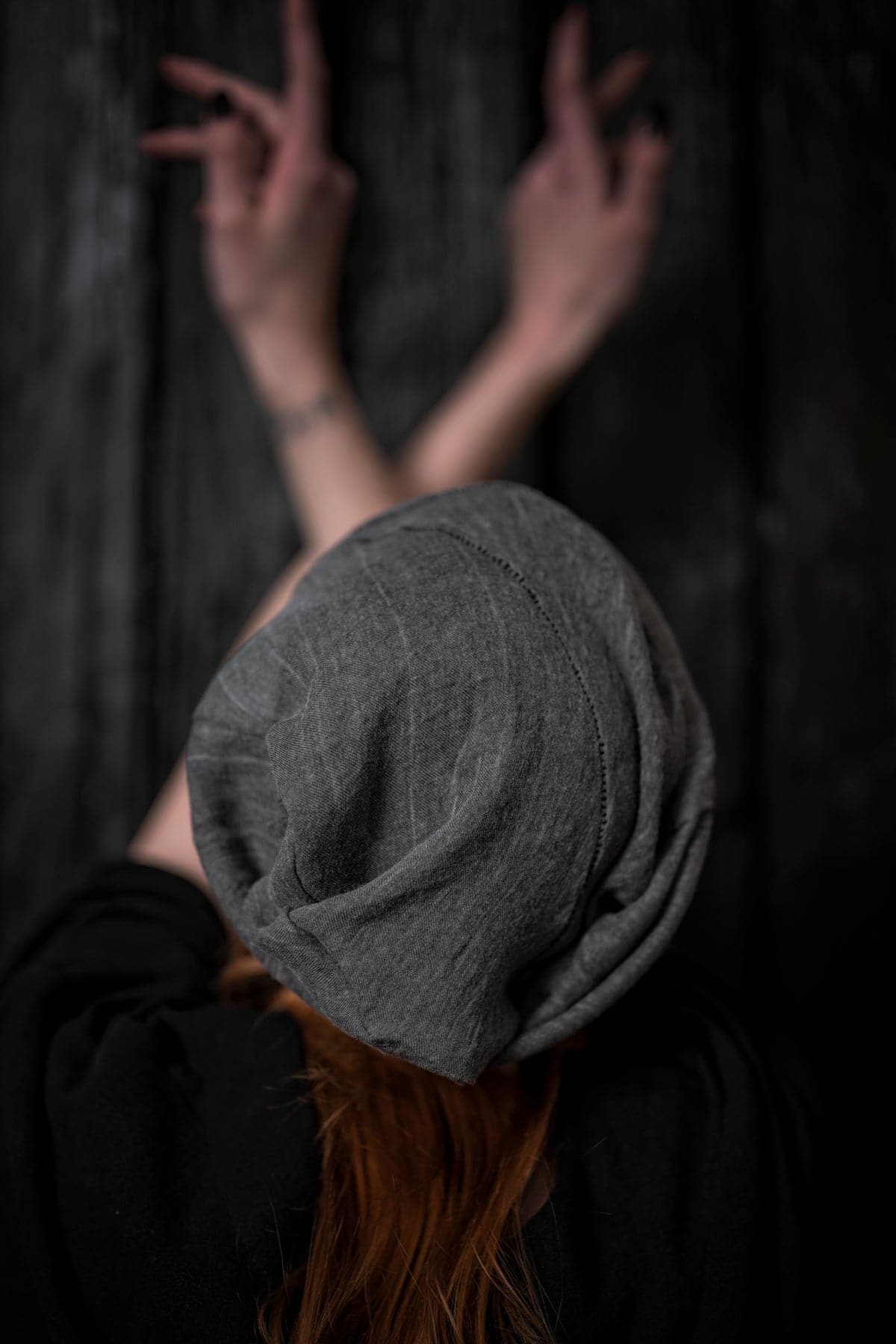eigensinnig wien | Balint | Dünne Mütze für Herren und Damen in Grau