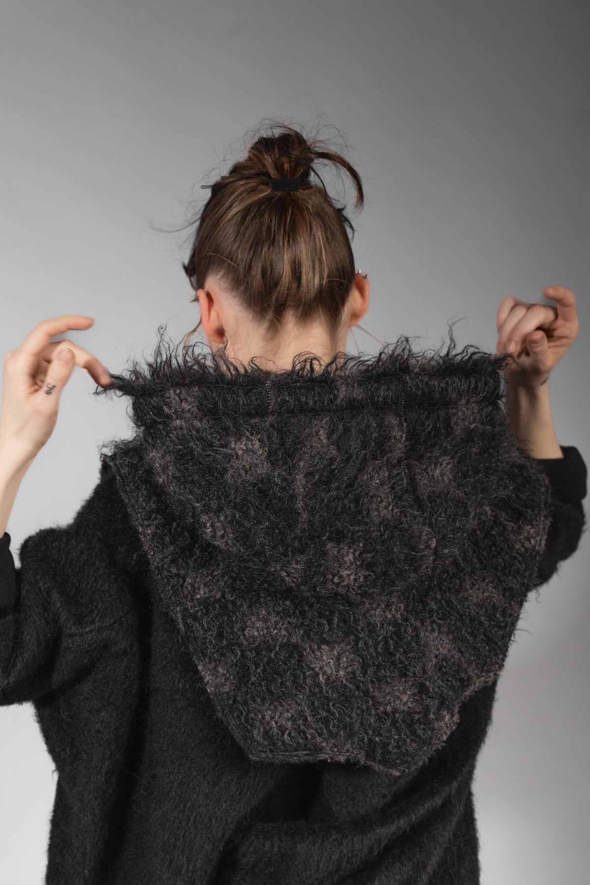 eigensinnig wien | Bingen | Ausgefallene Designer Balaclava aus Mohair in Schwarz