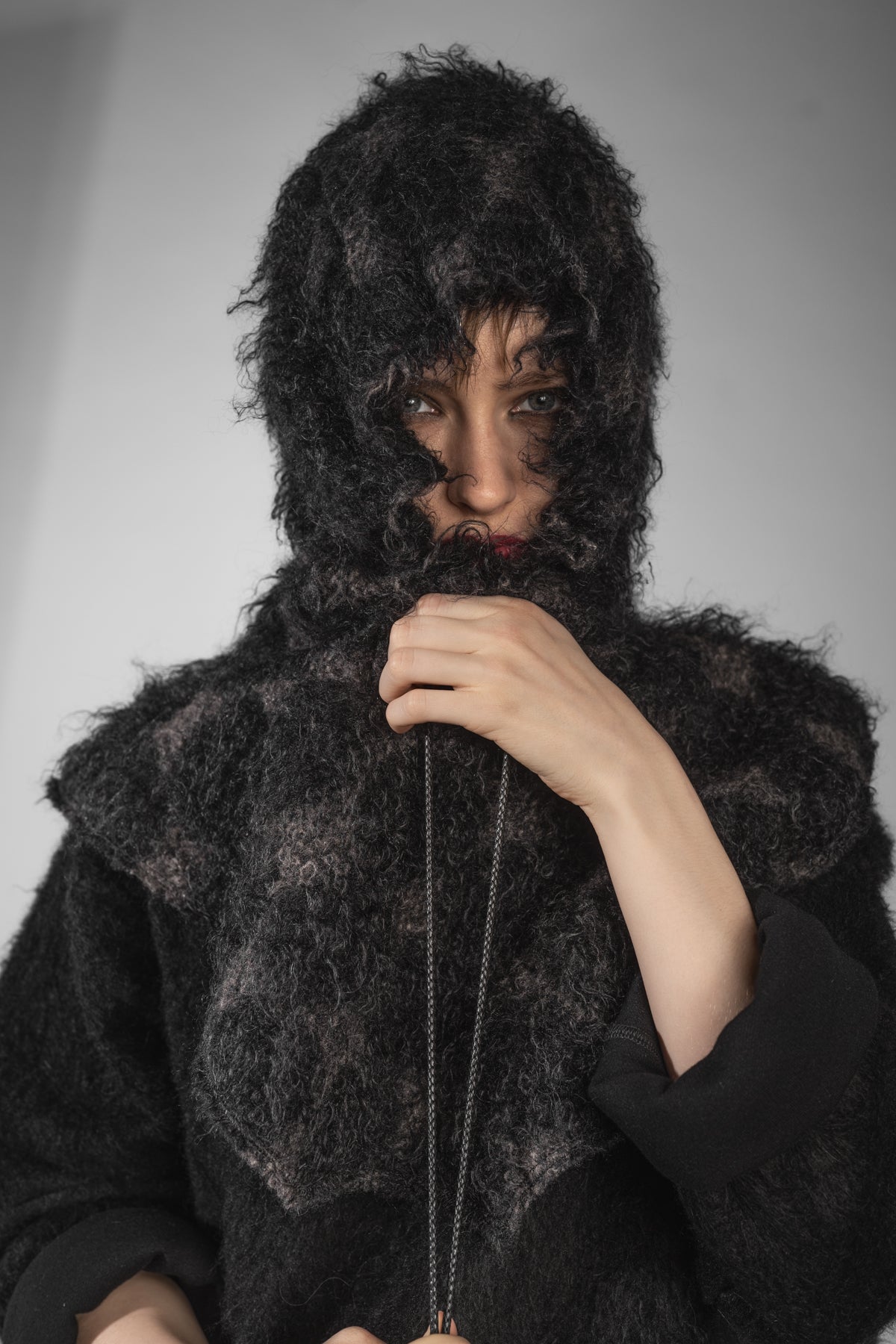 eigensinnig wien | Bingen | Ausgefallene Designer Balaclava aus Mohair in Schwarz