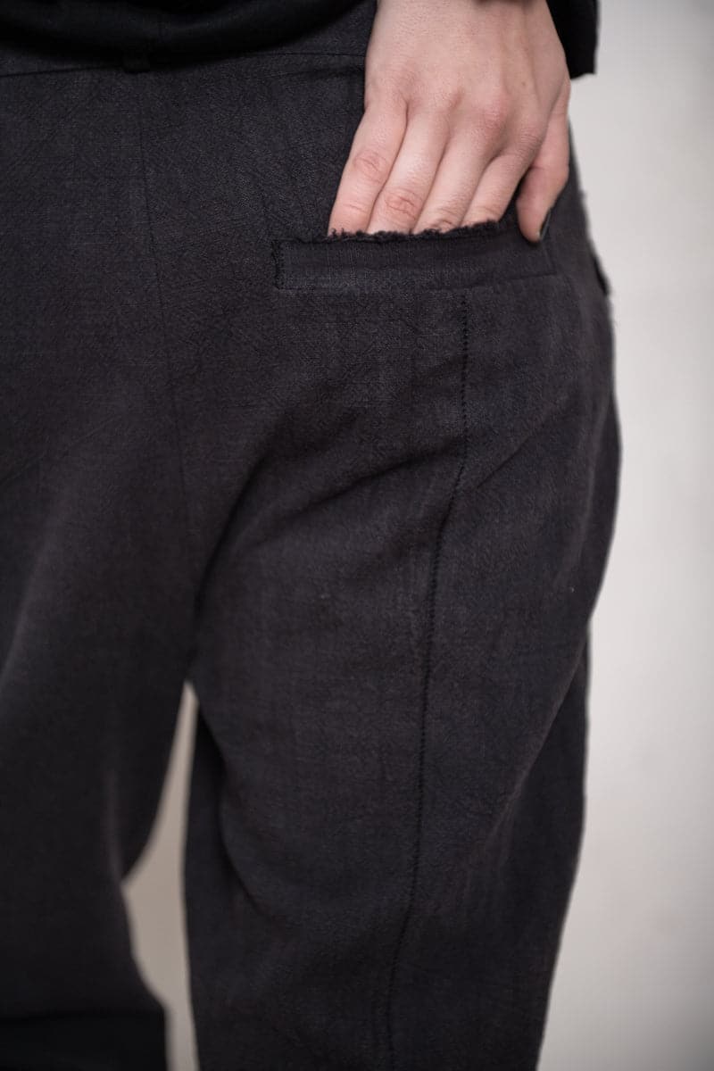 eigensinnig wien | Châtelet | Spezielle Damenhose mit geradem Bein aus Leinen in anthrazit