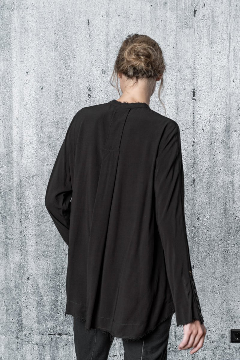 eigensinnig wien | Curie | Oversize Bluse in Schwarz-Braun