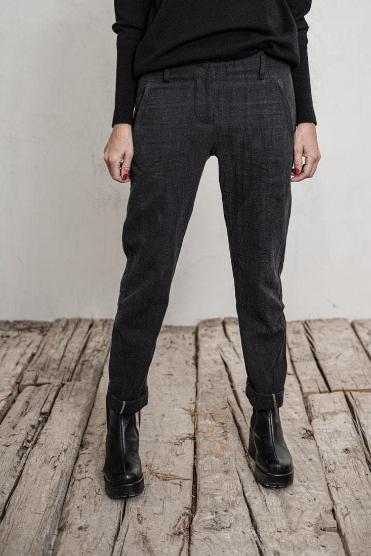 eigensinnig wien |  Didion | Slim Fit Damenhose aus leichtem Leinen in anthrazit
