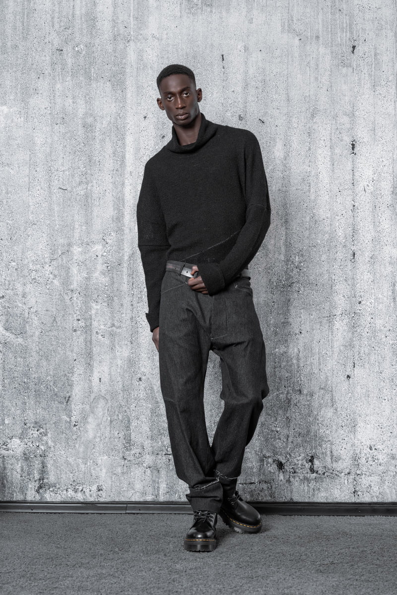 Hose eigensinnig wien | Feuerhaken | Graue Baggy Jeans für Herren aus Baumwolle - eigensinnig wien Online Shop für Designer Mode und Avantgarde Mode