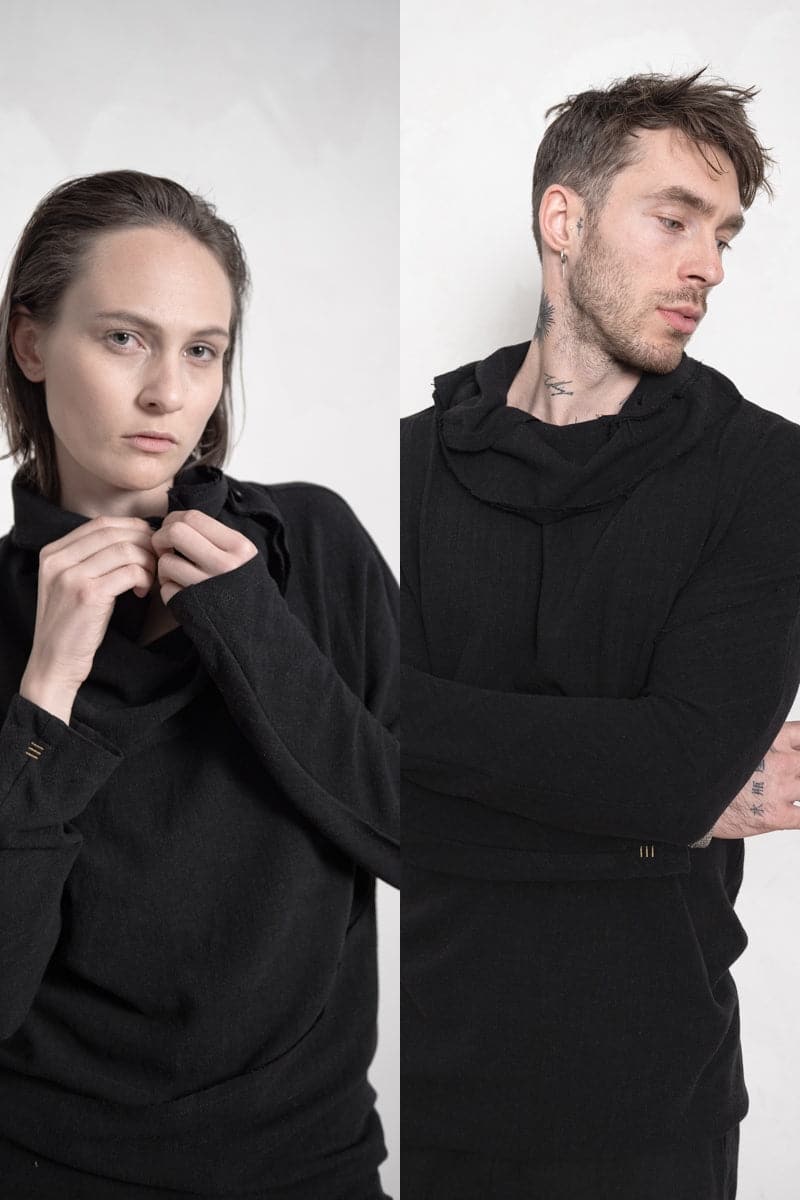 eigensinnig wien | Flaubert | Ungewöhnlicher Sommerpullover mit speziellem Kragen schwarz