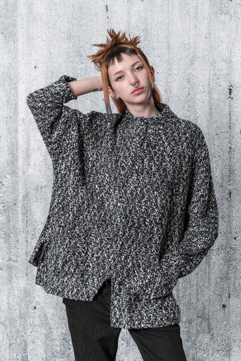 eigensinnig wien | Gournay | Asymmetrischer, Oversize Damen Wollpullover in Grau