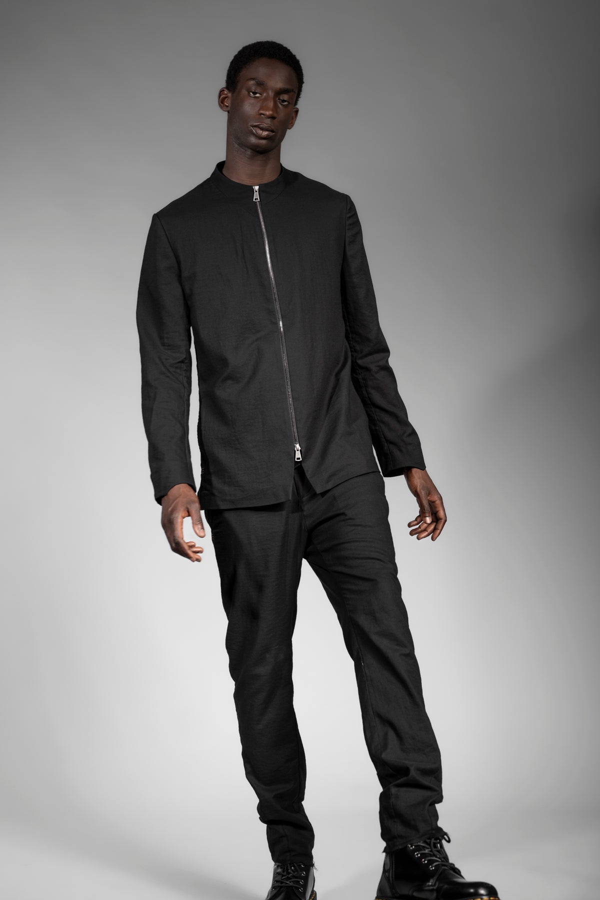 eigensinnig wien | GroHus | Casual Designer Anzug in Schwarz für Herren