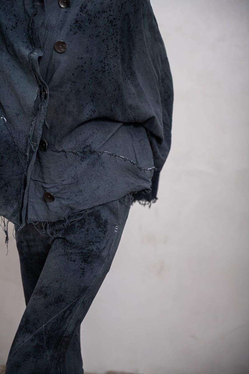 eigensinnig wien | Hemingway | Distressed Kimono Damen Jacke mit individueller Farbgebung in grau