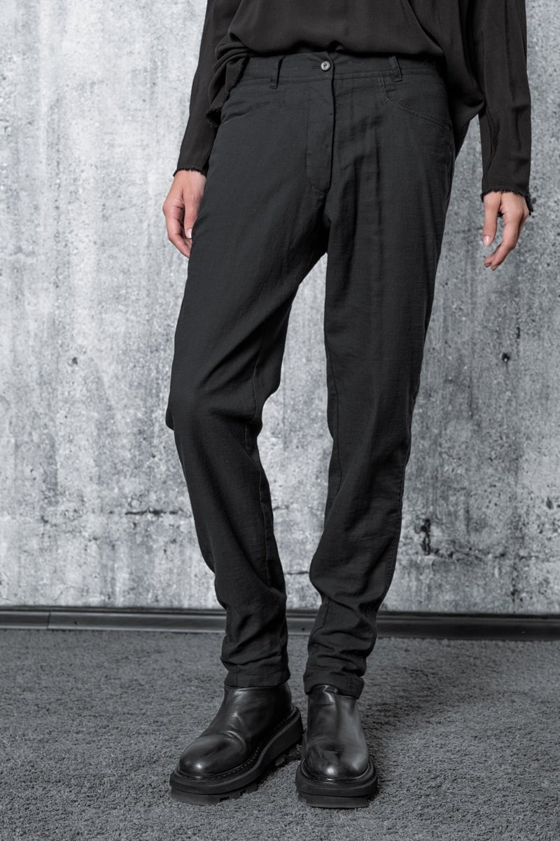 eigensinnig wien | Kierkegaard | Schwarze Chino Hose für Damen aus feinster Baumwolle
