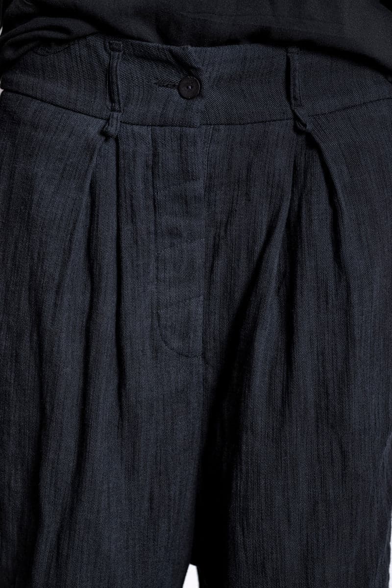 eigensinnig wien | Leontion | Baggy Hose für Damen aus Baumwolle in Marineblau