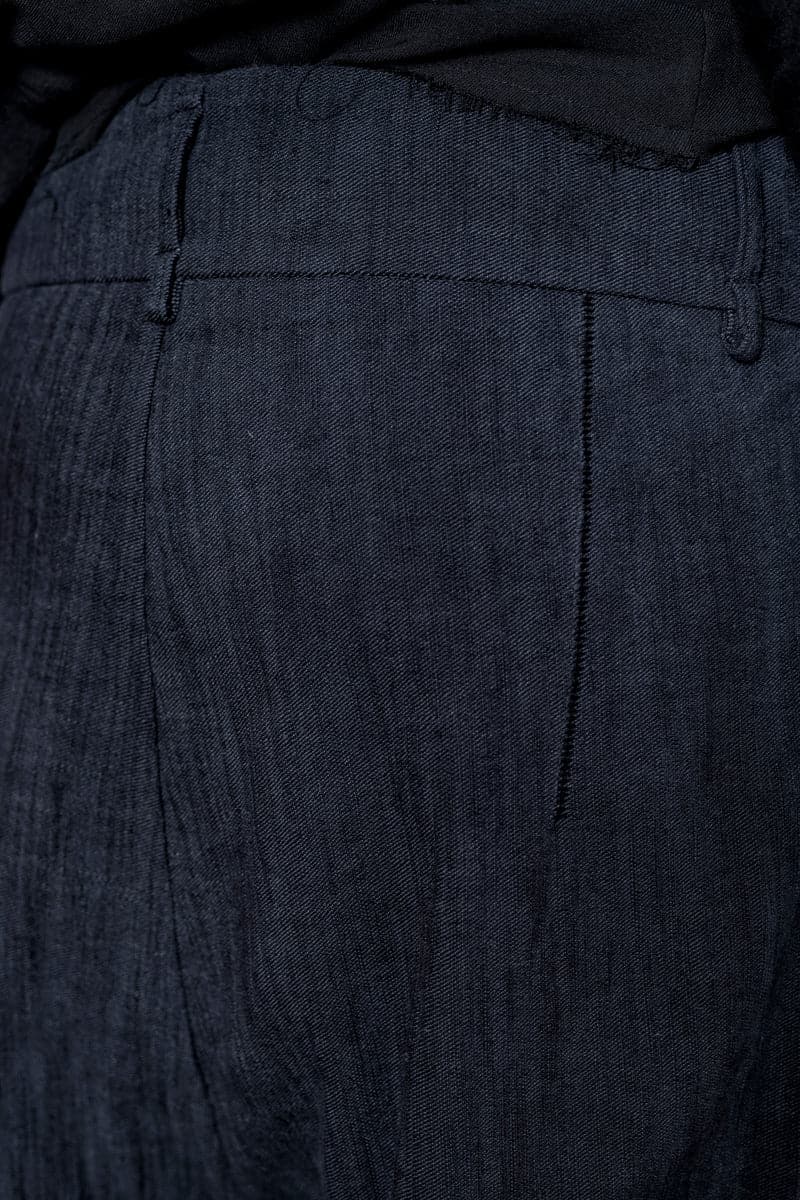 eigensinnig wien | Leontion | Baggy Hose für Damen aus Baumwolle in Marineblau