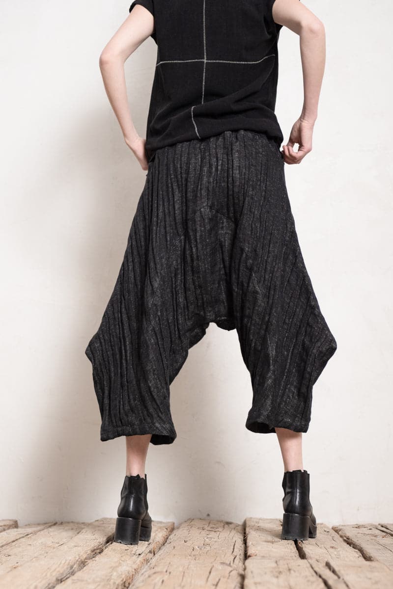 eigensinnig wien | Liessmann | Haremshose aus speziellem Leinen schwarz