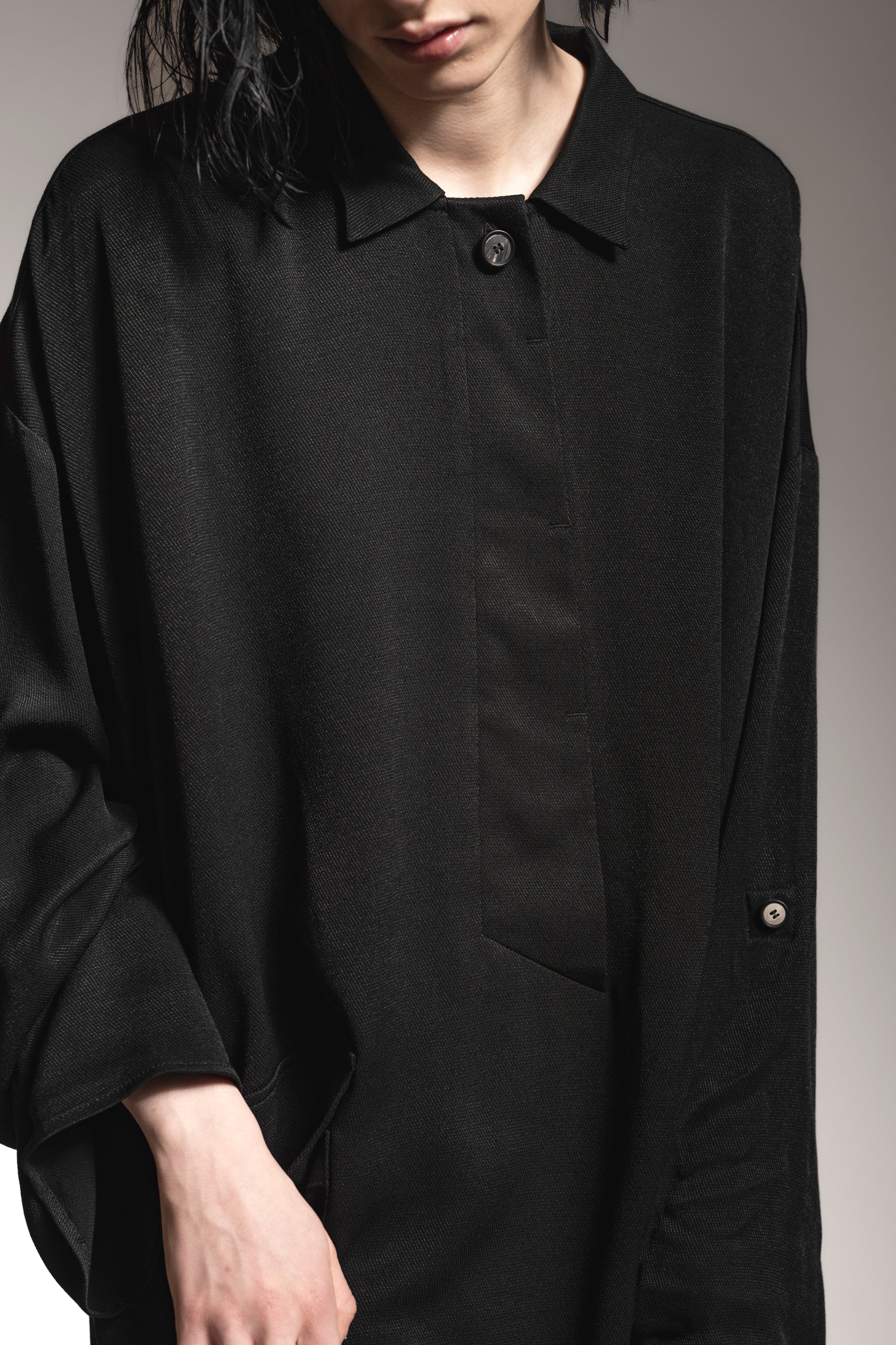 eigensinnig wien | Luna | Elegante Tunika für Damen in Schwarz