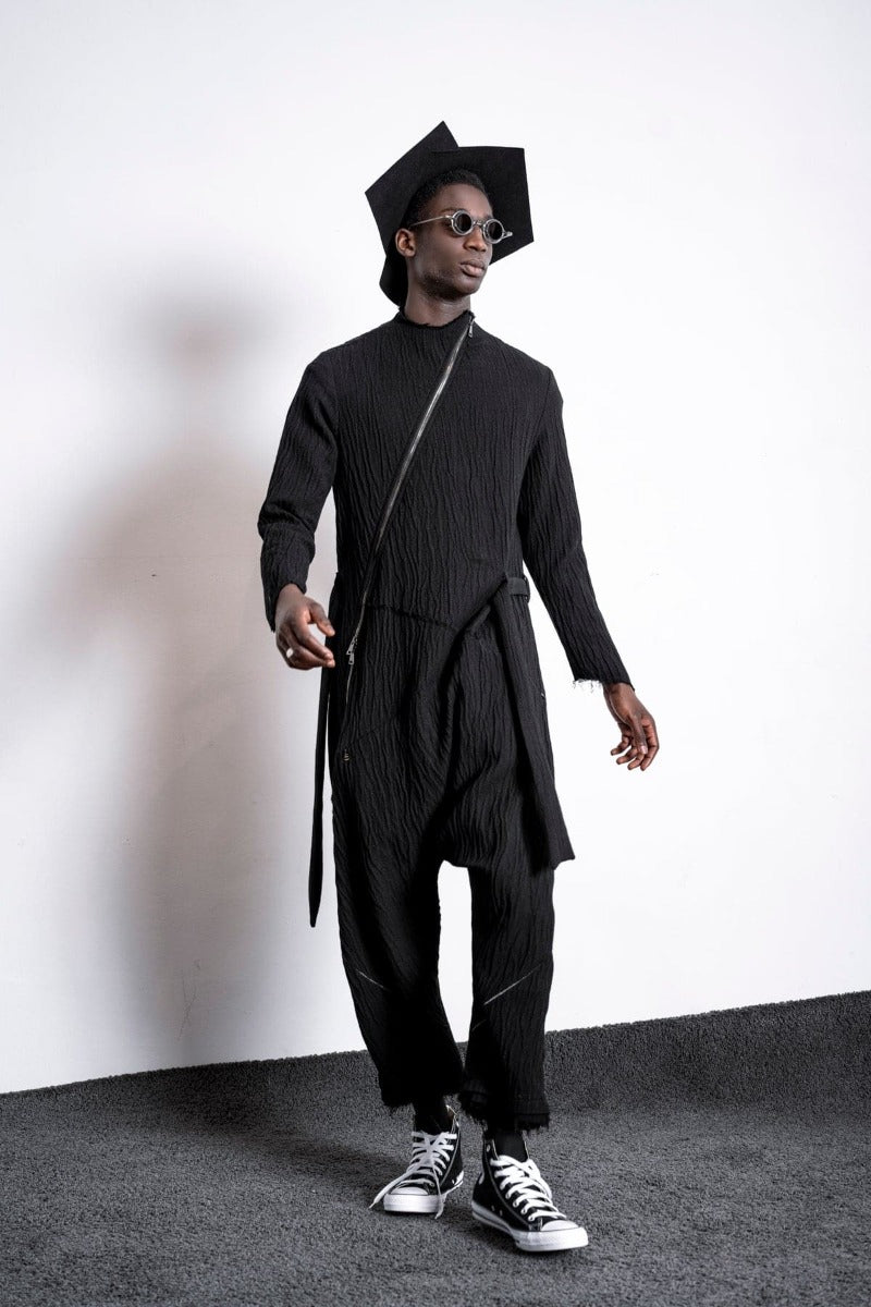 eigensinnig wien | Mallarmé | Schwarzer Jumpsuit mit Haremshose für Damen und Herren