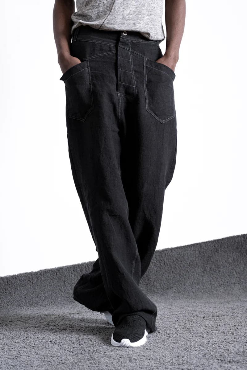 eigensinnig wien | Marshall | Schwarze Baggy Hose für Männer und Frauen aus Leinen