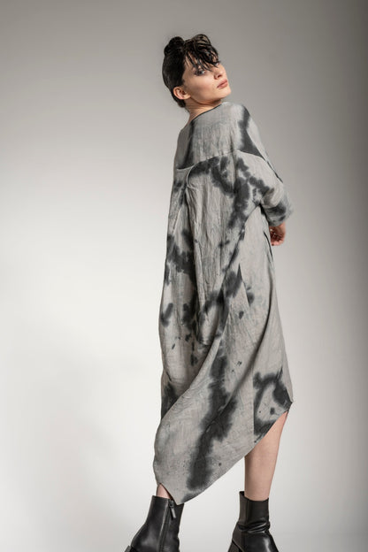 eigensinnig wien | Maruf | Hochwertiges Leinen Tunika Kleid in gemustertem Grau