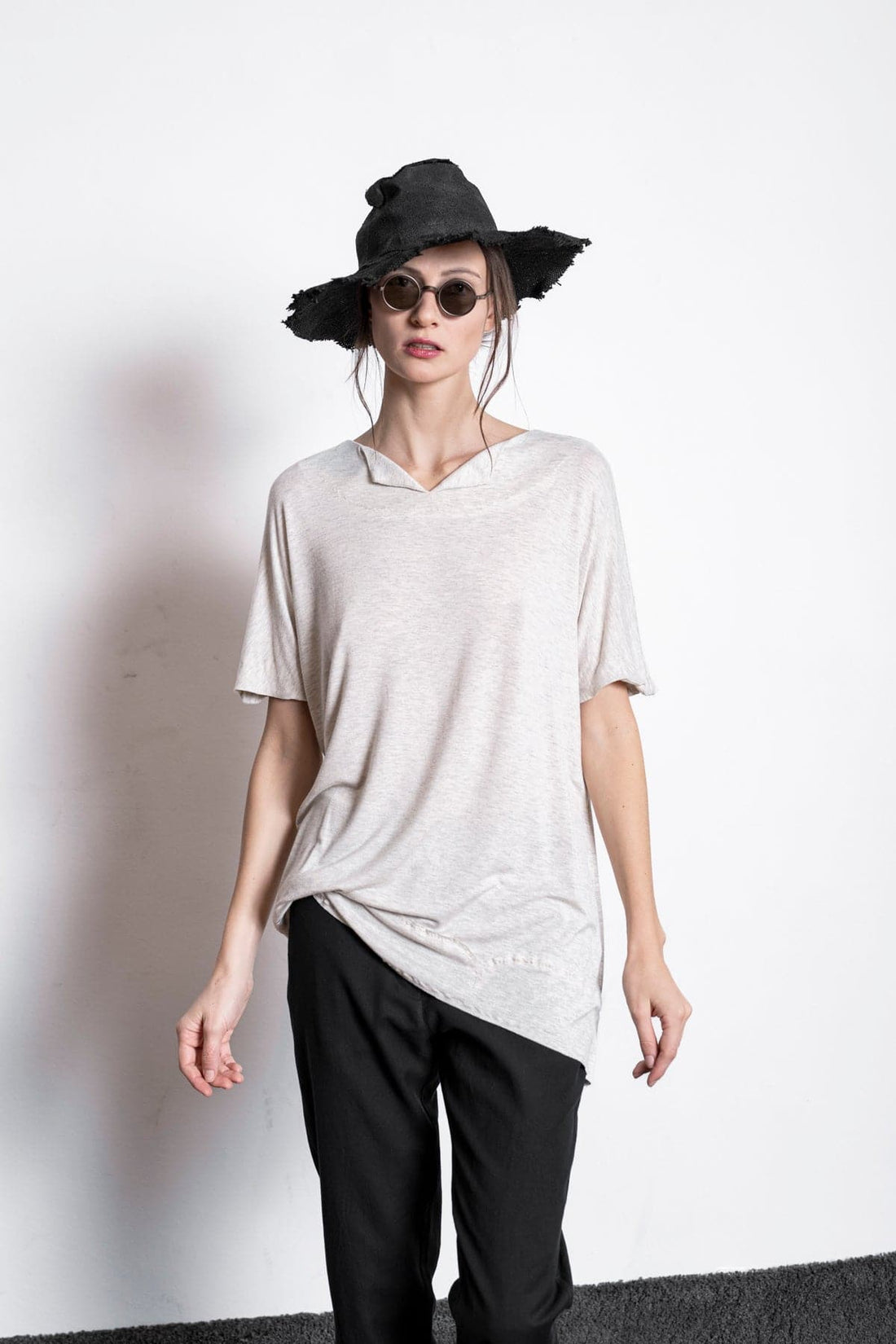 eigensinnig wien | Michiko | Hochwertiges Damen T-Shirt aus feinem Bambus in Weiß
