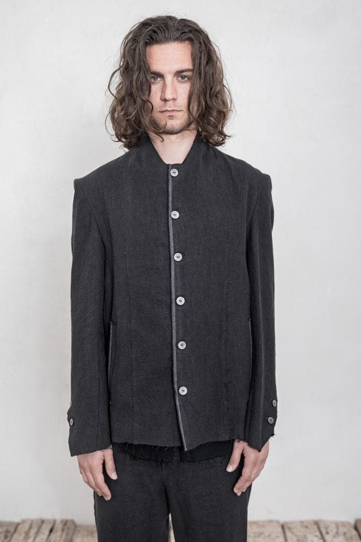 eigensinnig wien | Mises | Leichte Herren Leinenjacke mit subtilen Details in anthrazit
