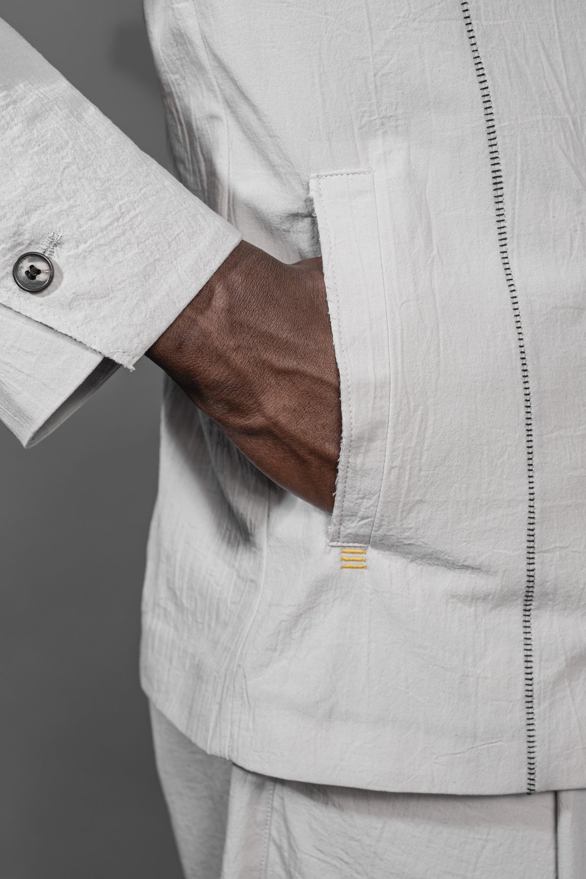 eigensinnig wien | Mises | Weißes Designer Herren Sommersakko aus japanischer Baumwolle