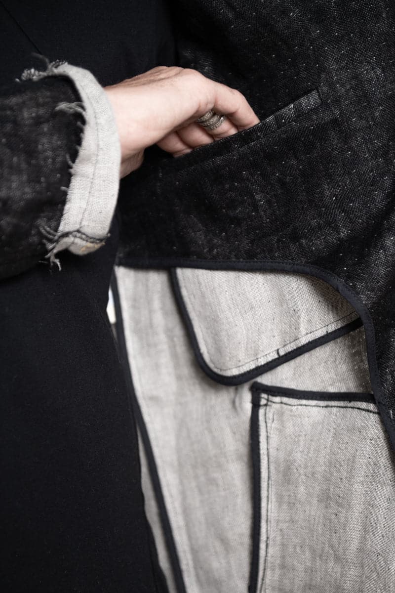 eigensinnig wien | Roquentin | Herren Leinen Kurzmantel mit Zip in Schwarz