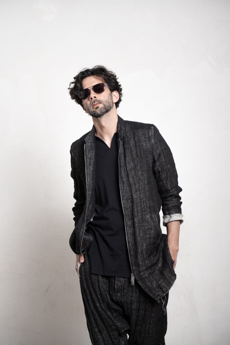 eigensinnig wien | Roquentin | Herren Leinen Kurzmantel mit Zip in Schwarz