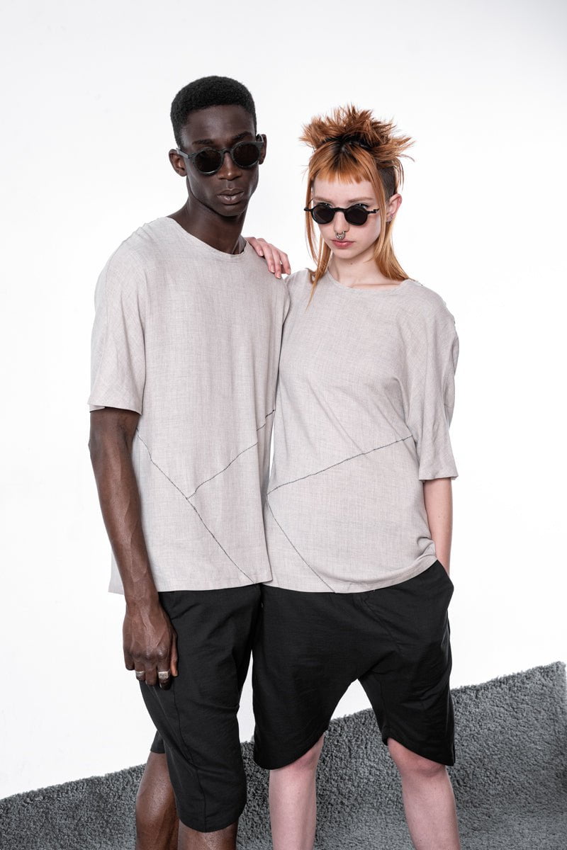 eigensinnig wien | Thaler | Designer T-Shirt für Herren und Damen aus Rayon in Beige