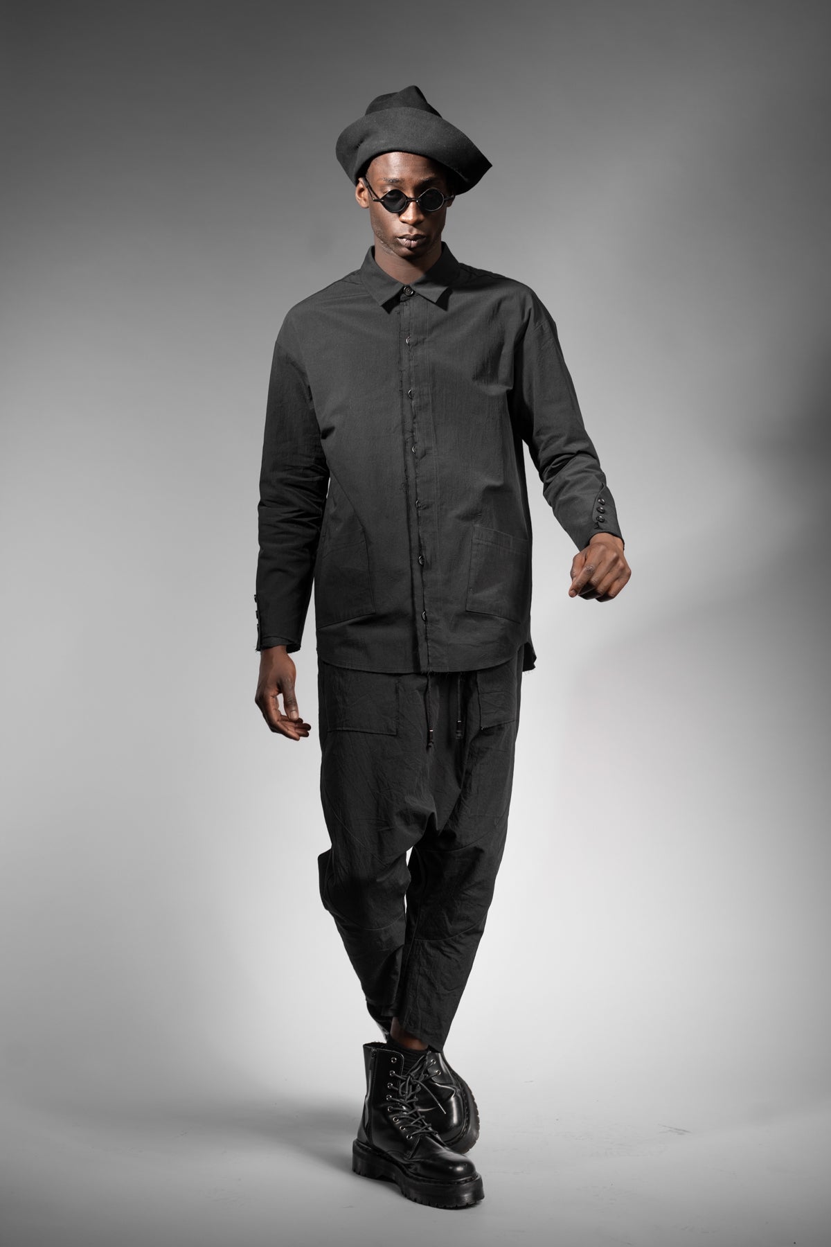 eigensinnig wien | Thoreau | Schwarze Designer Hemdjacke aus japanischer Baumwolle