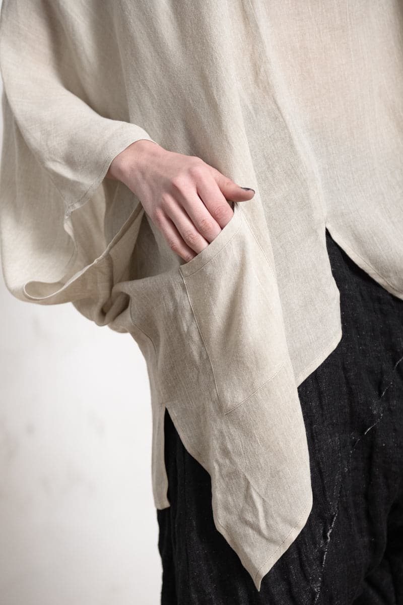 eigensinnig wien | Zizek | Oversized Damen T-Shirt aus leichter Viskose für den Sommer in beige