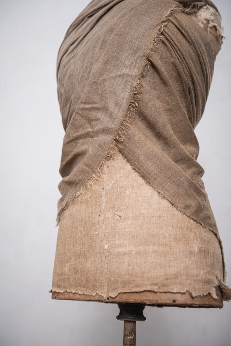 Faliero Sarti | Azzurra | Besonderer Kaschmirschal aus weichem Kaschmir-Modal-Stoff für Frühling und Sommer in braun