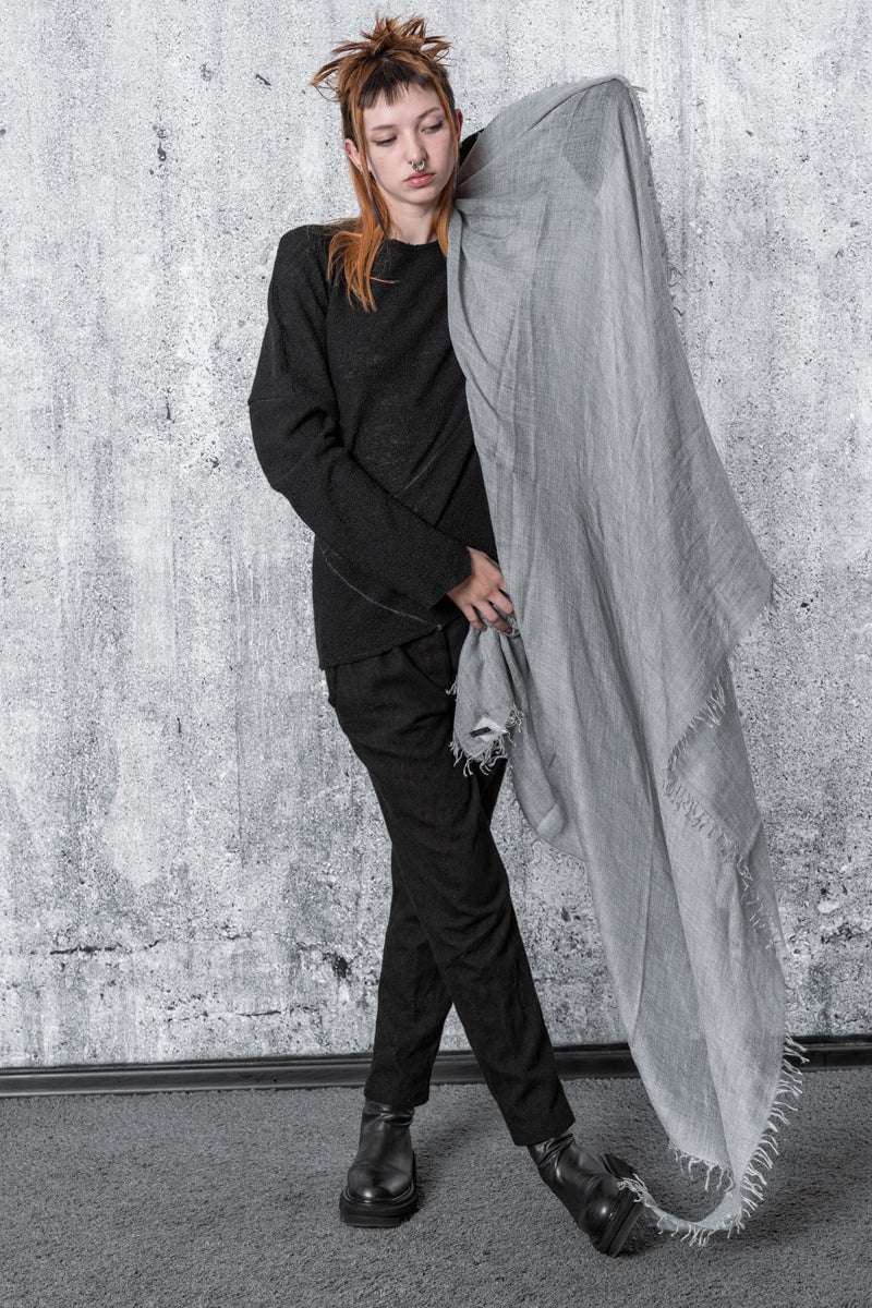 Faliero Sarti | Enrica M | Edler Schal aus Kaschmir und Seide in Grau mit Fransen