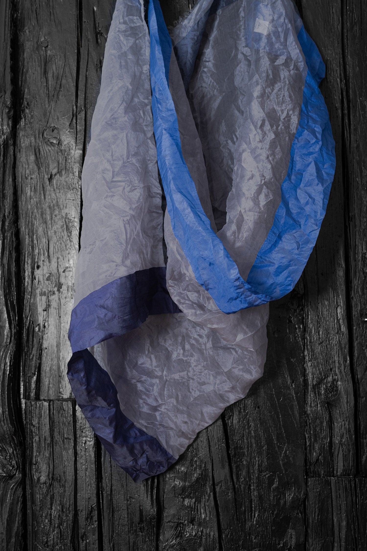 Faliero Sarti | Princess | Langer, eleganter Seidenschal in Grau/Blau