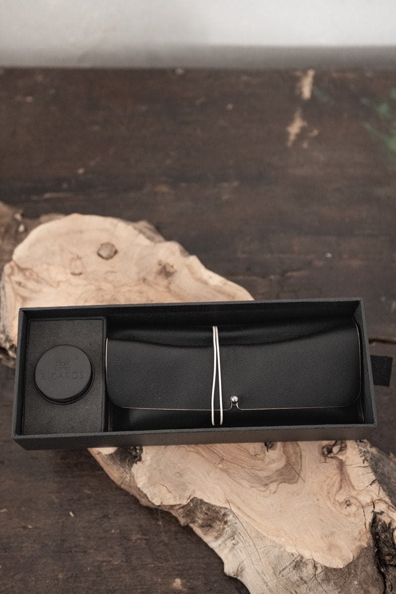 Rigards Eyewear | RG0312  | Extravagante Sonnenbrille für Damen aus Horn in braun