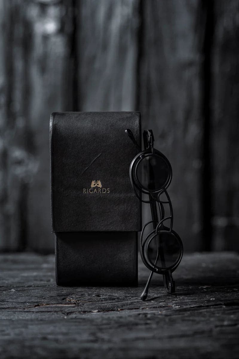 Rigards | RG0105TI | Unkonventionelle runde Sonnenbrille mit Clip On für Damen und Herren in schwarz