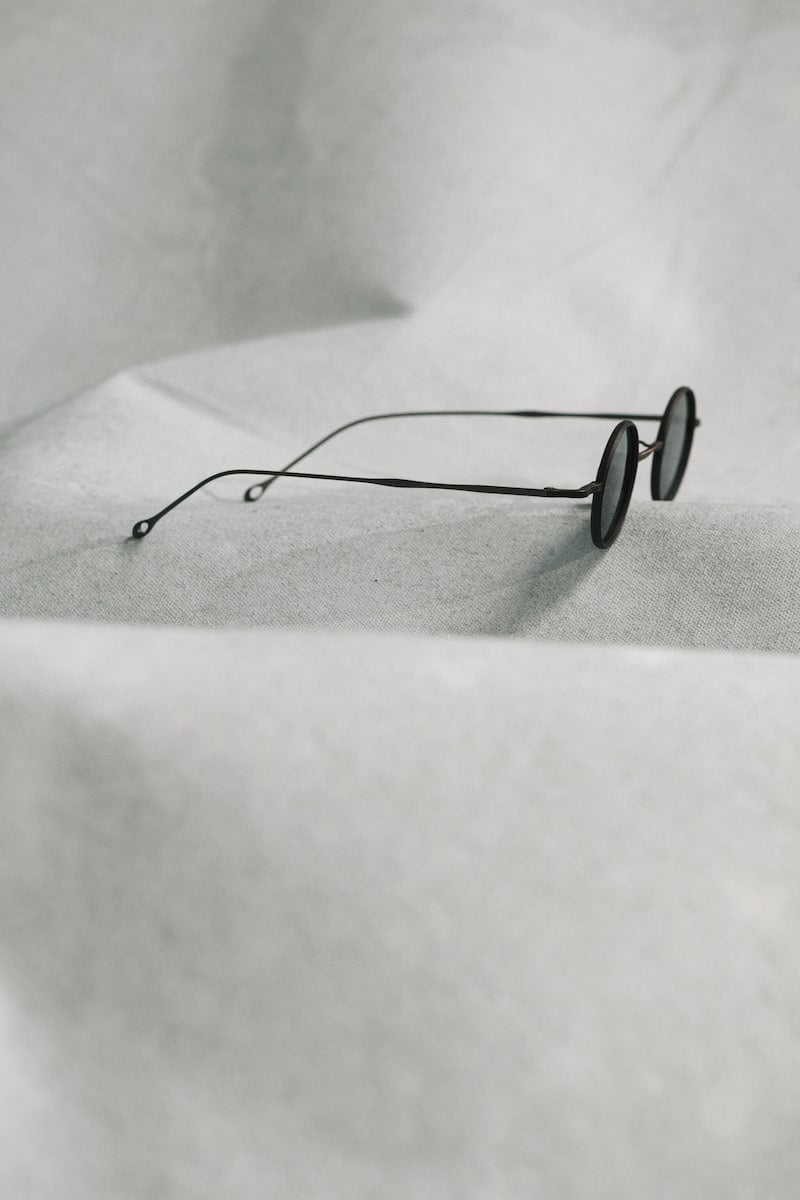 Rigards | RG1018TI | Kleine, runde Designer Sonnenbrille für Damen und Herren