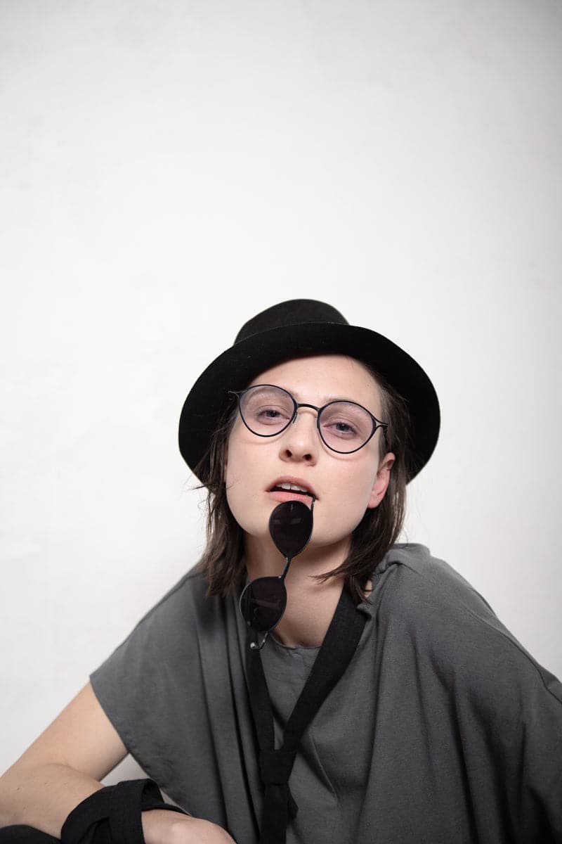 Rigards | RG1038ST | Ovale Sonnenbrille in Schwarz mit Clip On für Damen und Herren