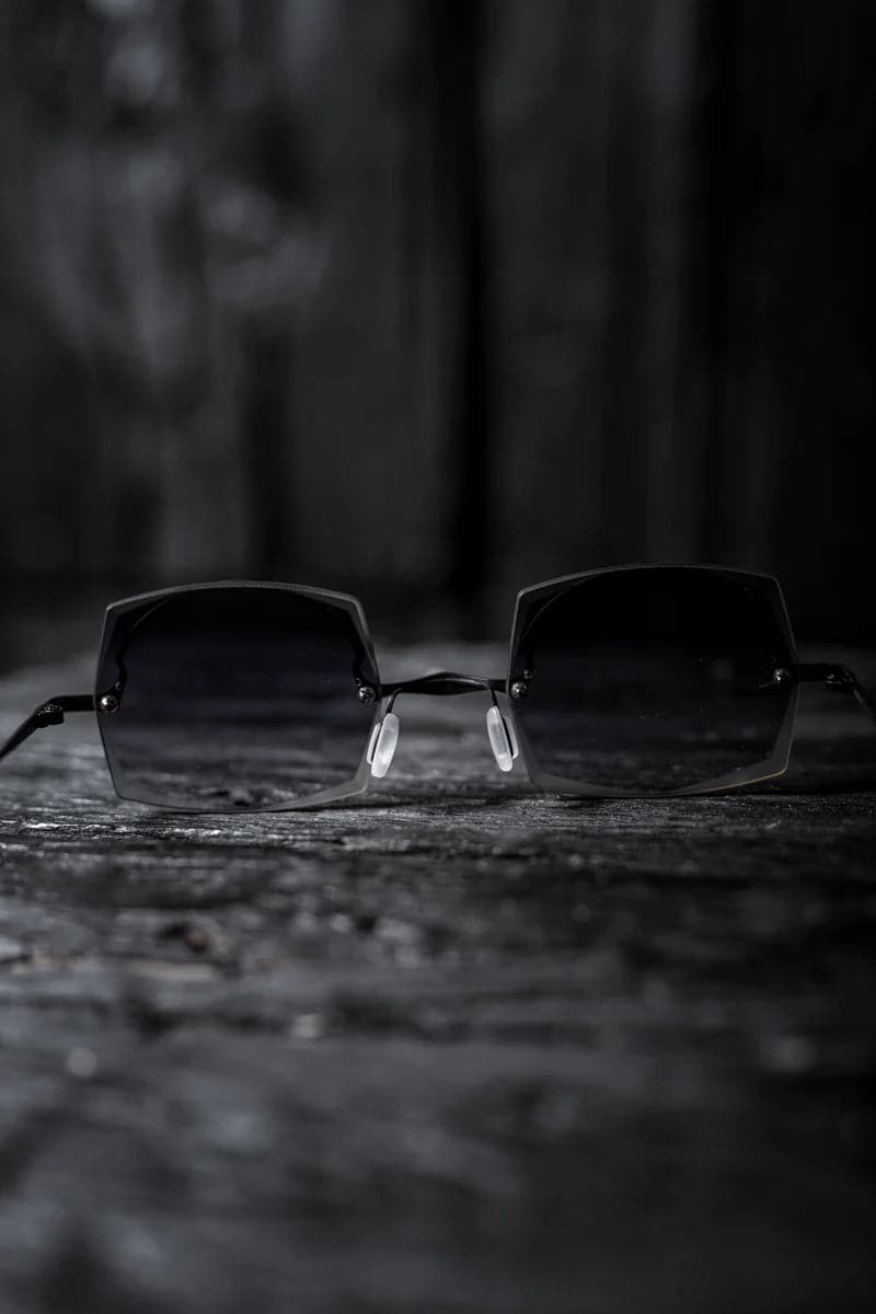 Rigards | RG1049TI | Rechteckige Metall Sonnenbrille für Damen und Herren