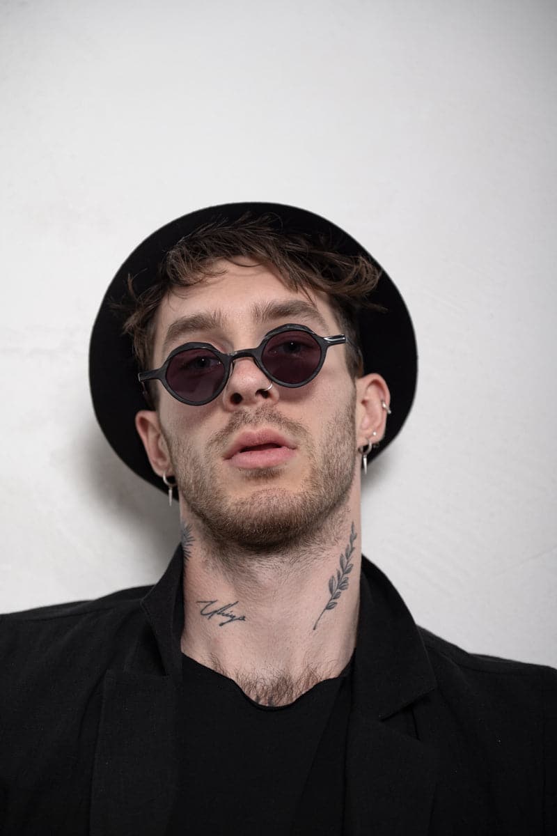 Rigards | RG1094 | Unkonventionelle Sonnenbrille aus Horn in schwarz