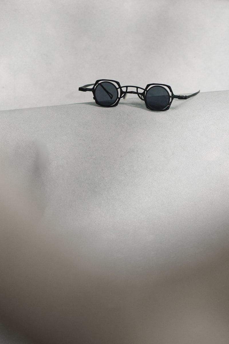 Rigards | RG1921TI I Clip On Luxus Sonnenbrille mit eckigen und runden Elementen