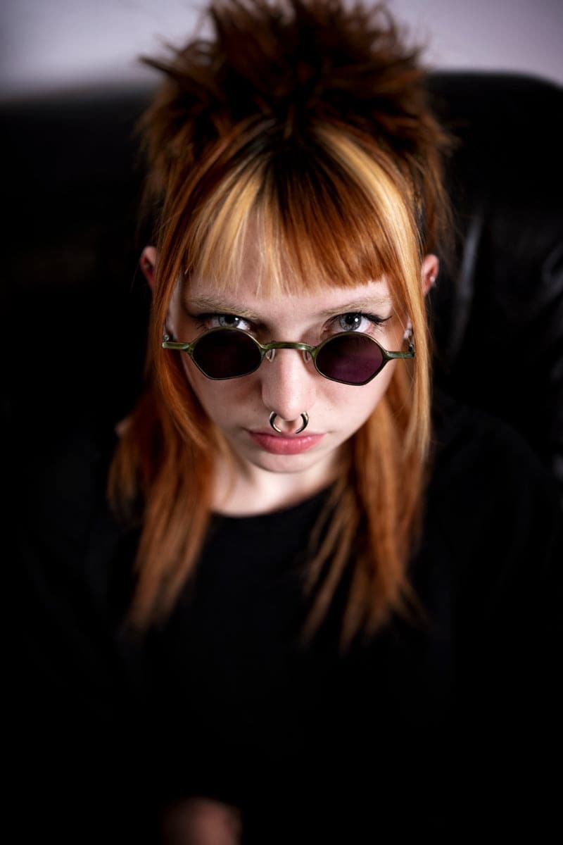 Rigards | RG1923CU | Extravagante Metall Sonnenbrille in ungewöhnlicher Form in Braun-Grün