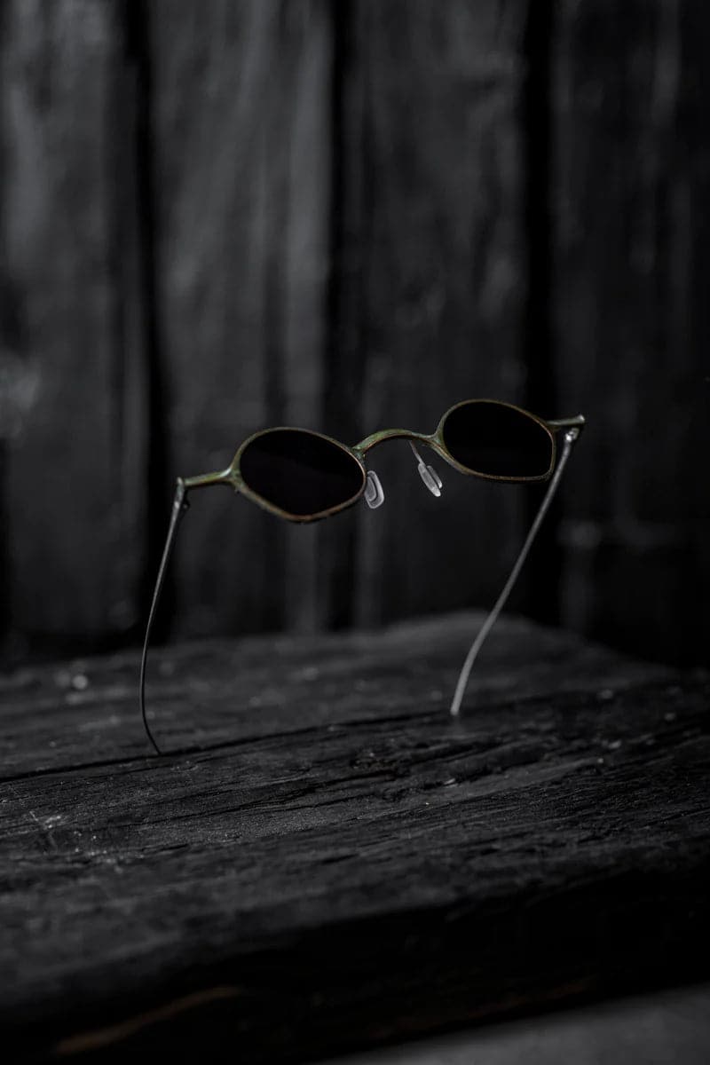 Rigards | RG1923CU | Extravagante Metall Sonnenbrille in ungewöhnlicher Form in Braun-Grün