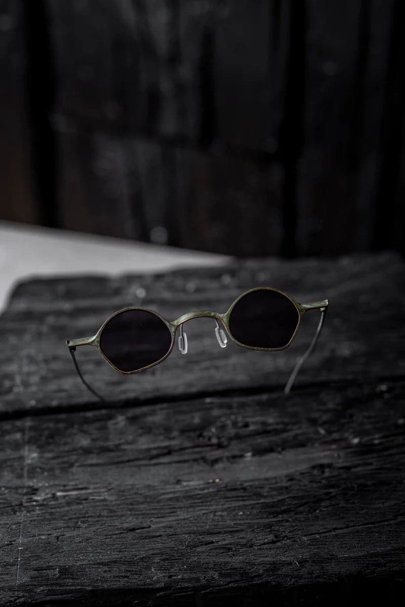 Rigards | RG1923CU | Extravagante Metall Sonnenbrille in ungewöhnlicher Form in Braun-Grün