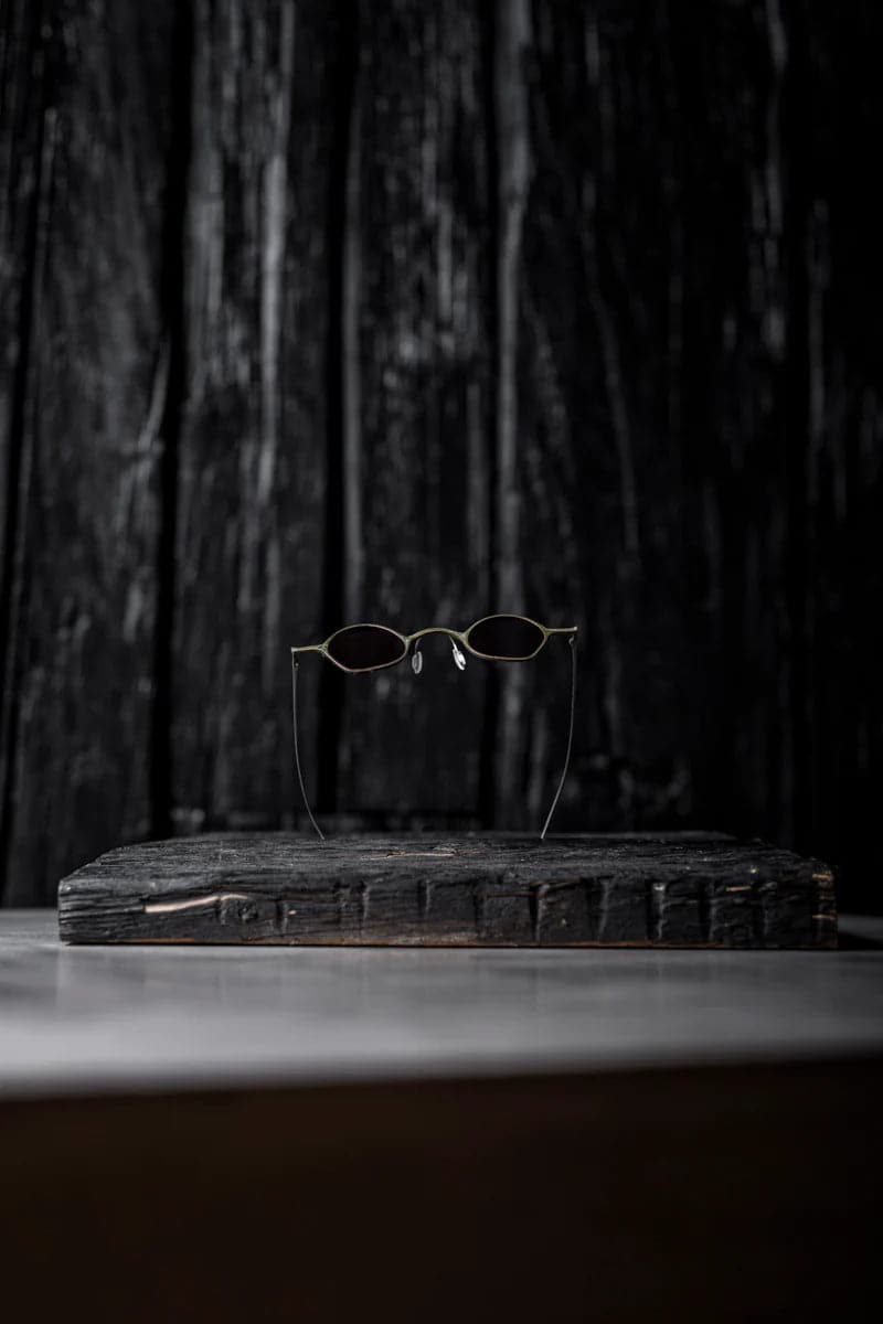 Rigards | RG1923CU | Extravagante Metall Sonnenbrille in ungewöhnlicher Form in Braun-Grün