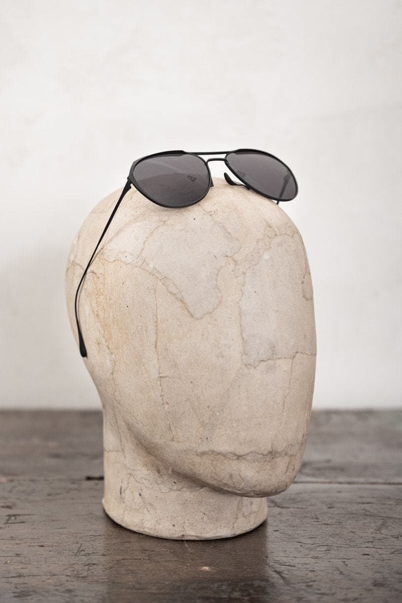 Rigards x Geoffrey B. Small | RG1979GBS | Außergewöhnliche Piloten-Sonnenbrille aus Titanium in schwarz