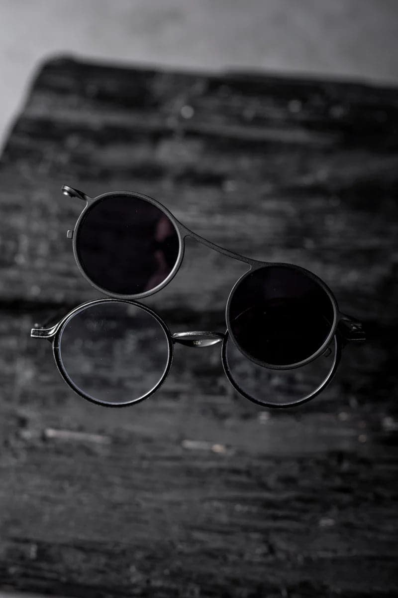 Rigards x The Viridi Anne | RG2001TVA | Außergewöhnliche große, runde Clip On Sonnenbrille in Schwarz