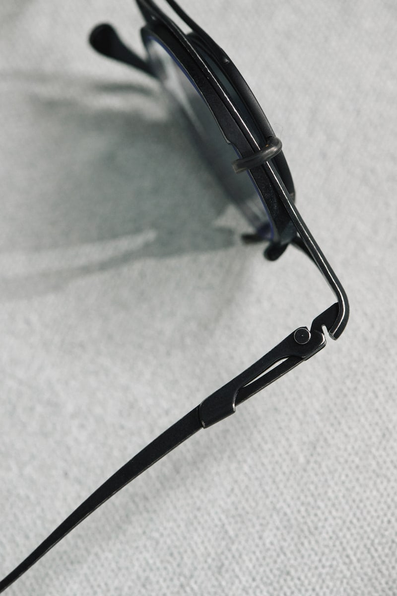 Rigards x The Viridi Anne | RG2003TVA | Extravagante, runde Clip On Sonnenbrille in Schwarz