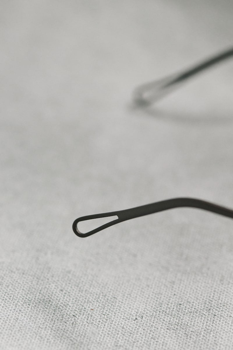 Rigards x Uma Wang | RG00UW3 | Leichte, runde Designer Sonnenbrille für Damen und Herren in Grau