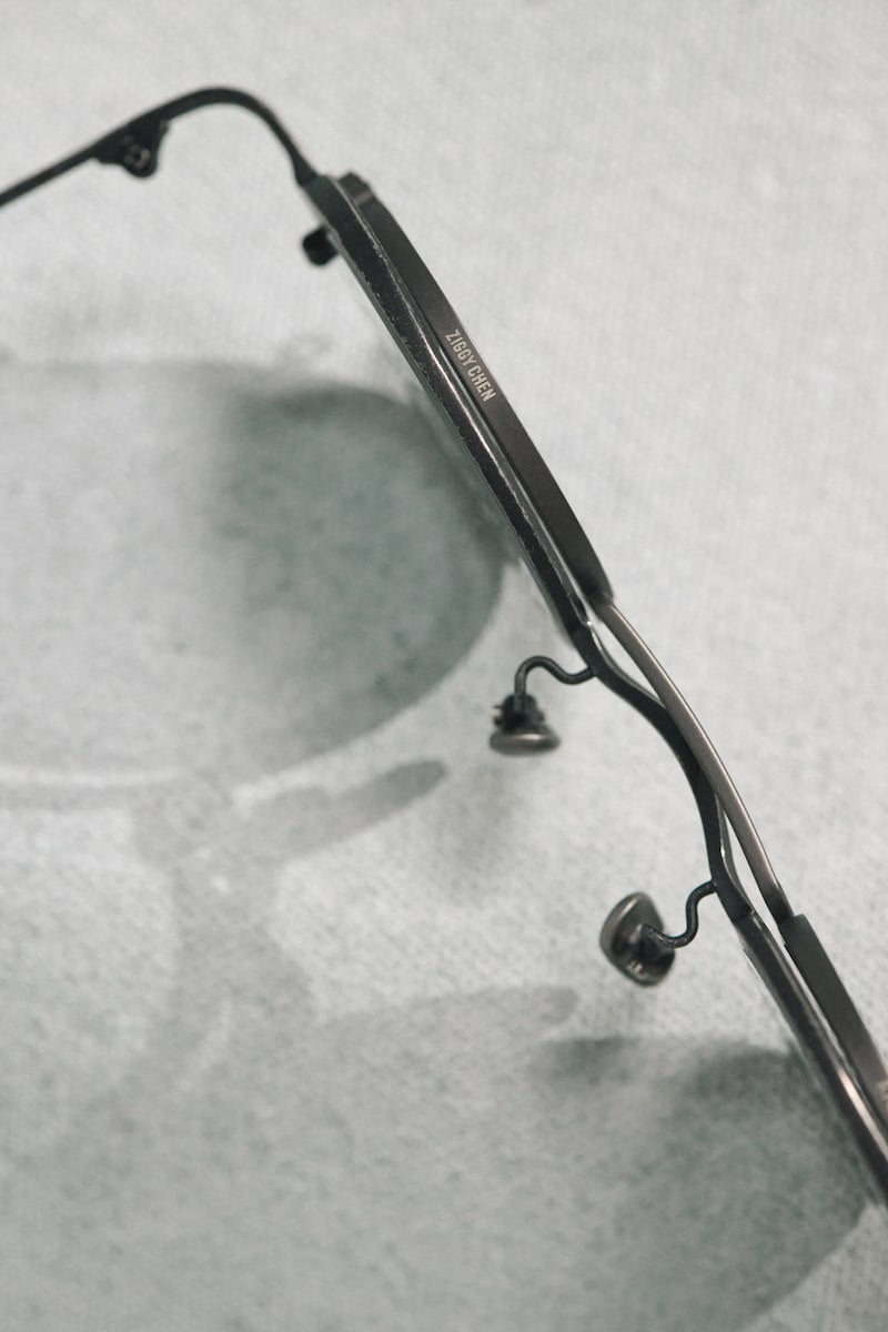 Rigards x Ziggy Chen | RG1008ZC | Extravagante, runde Clip On Sonnenbrille in Schwarz