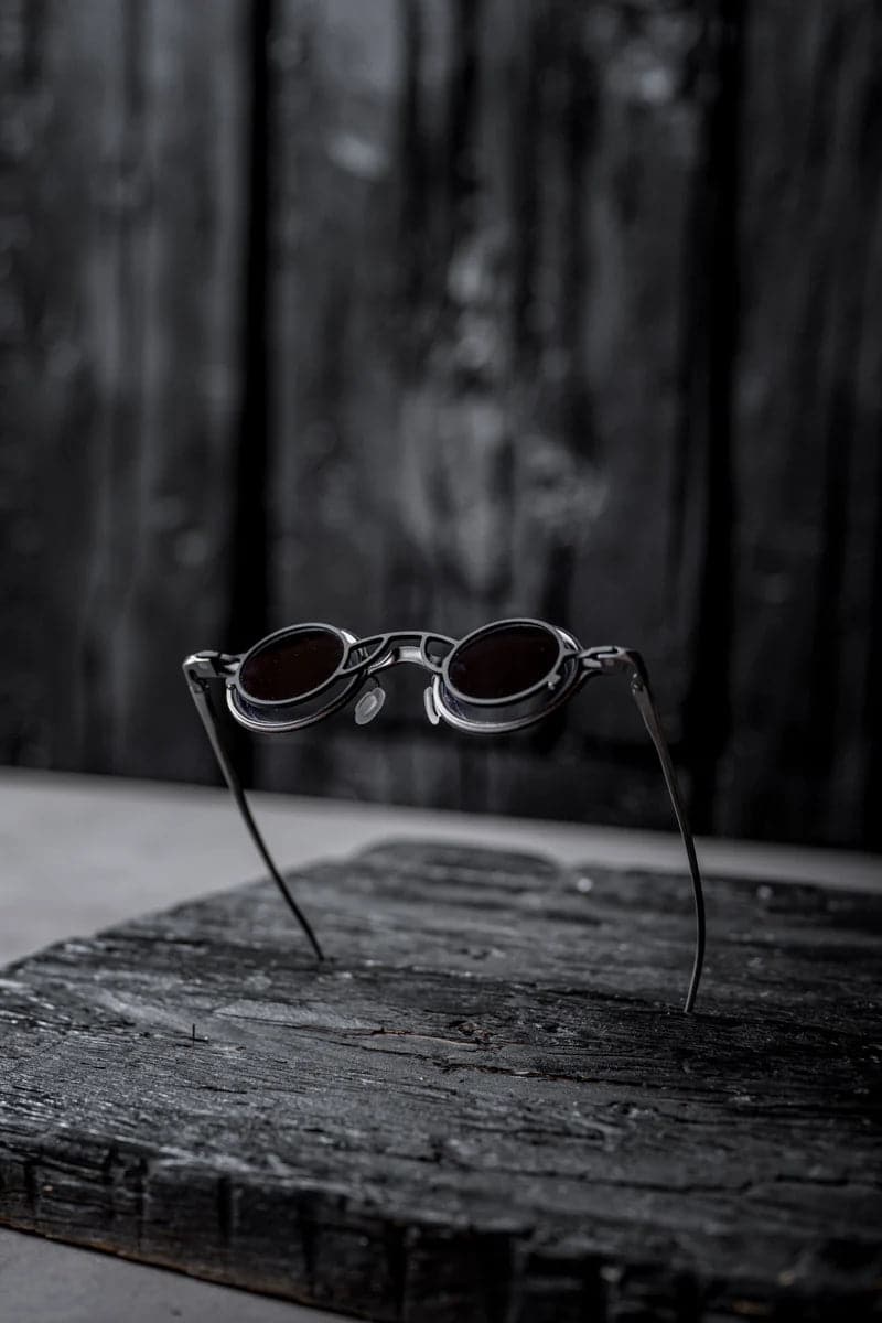 Rigards x Ziggy Chen | RG1911CU | Extravagante, runde Metall Sonnenbrille mit Clip On für Damen und Herren in grau/schwarz