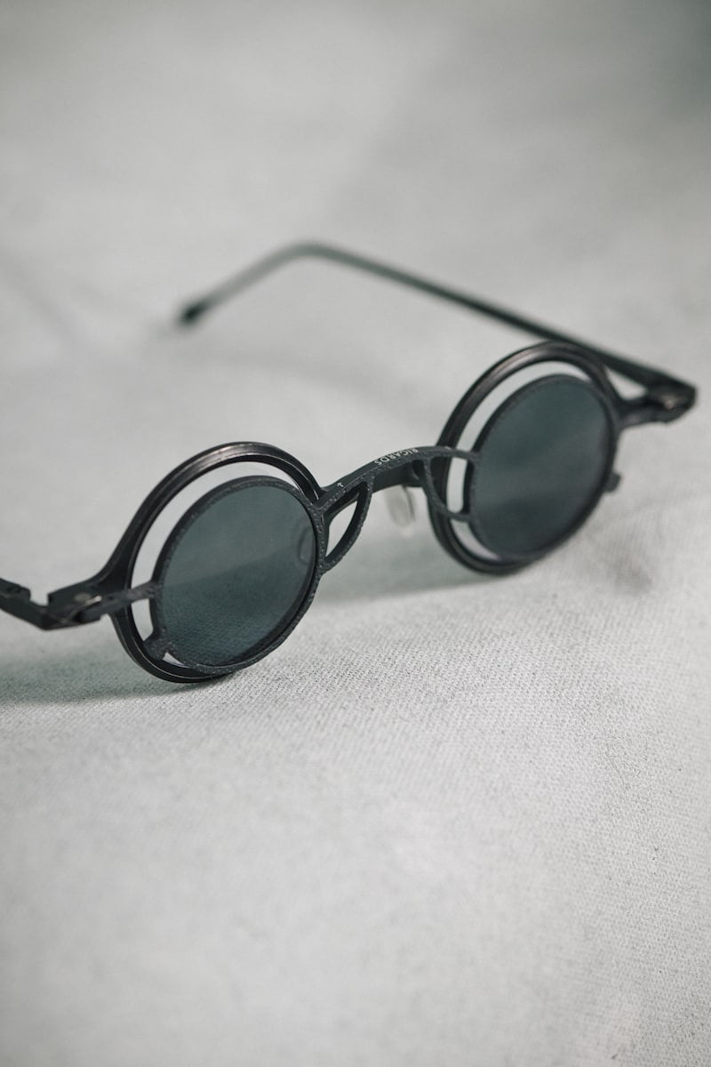 Rigards x Ziggy Chen | RG1911TI | Schwarze Clip On Designer Sonnenbrille für Damen und Herren