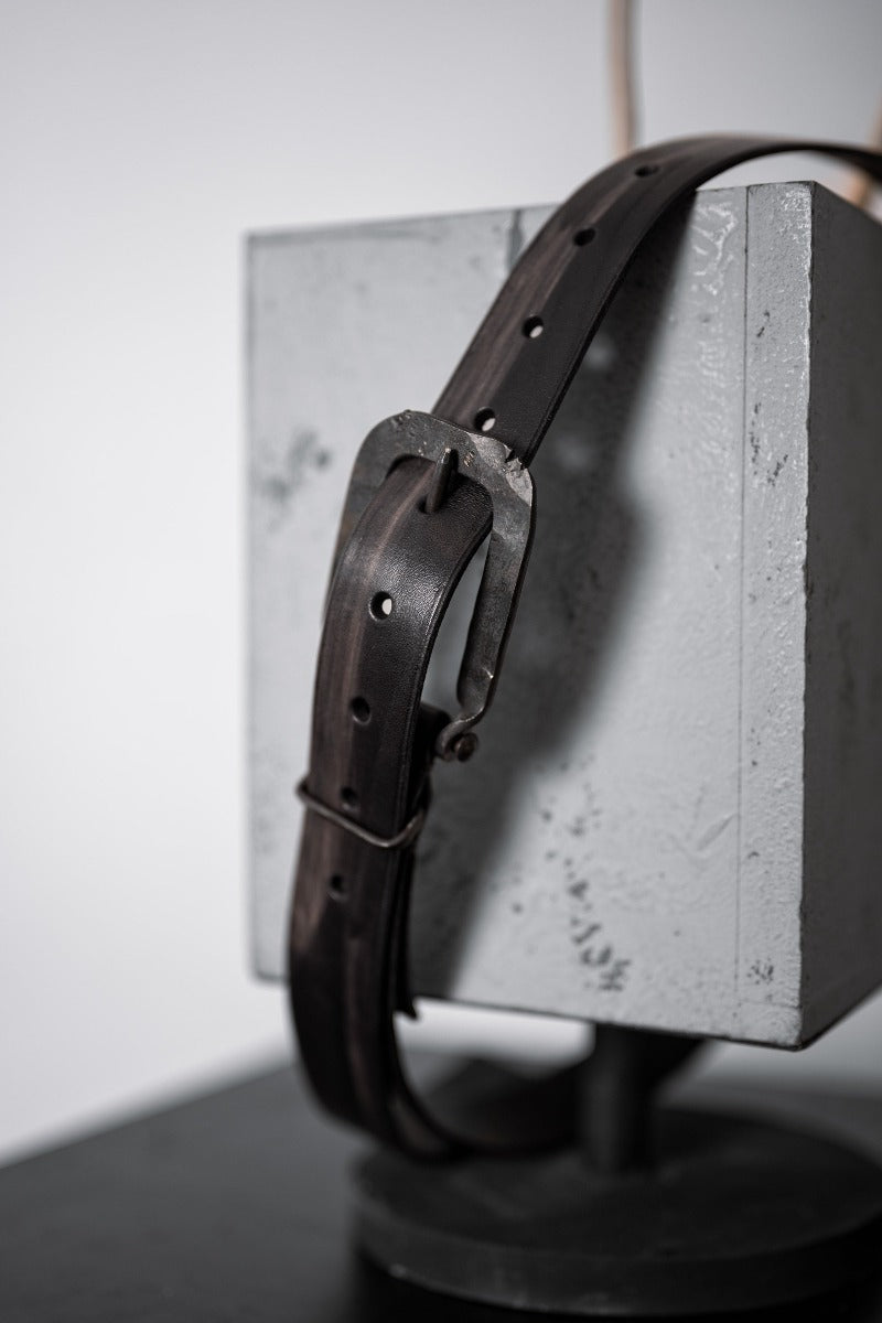 Tagliovivo | 3x5 Buckle | Schwarzer Ledergürtel mit großer Schnalle